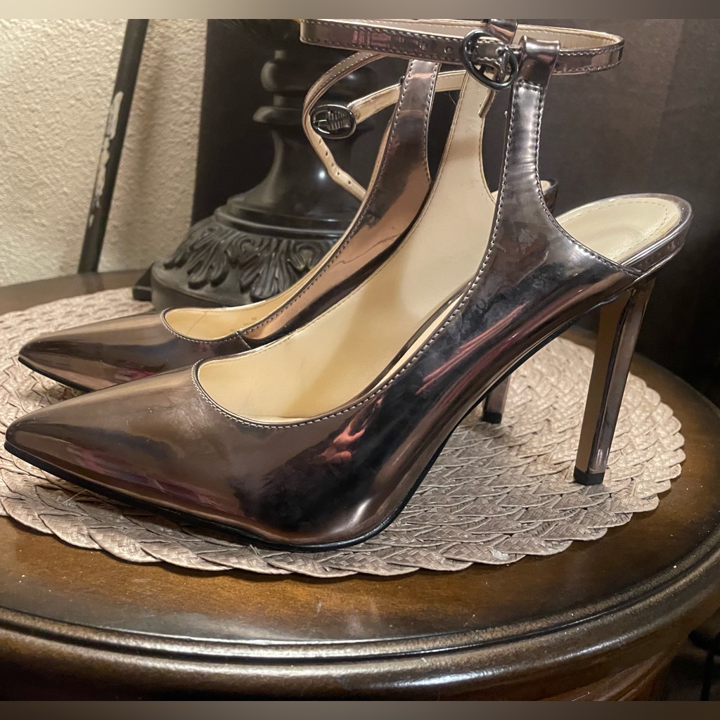 Nine West Elegant Metallic High Heels